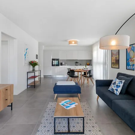 Loctowers A3-3-3 By Interhome Appartement *