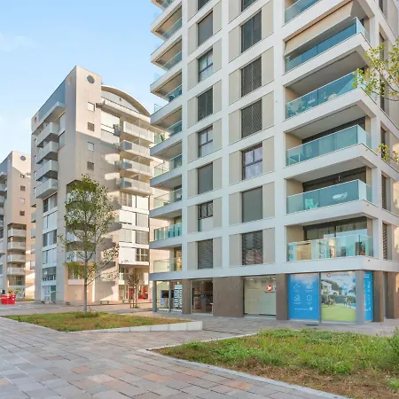 Appartamento Loctowers A3-3-3 By Interhome *